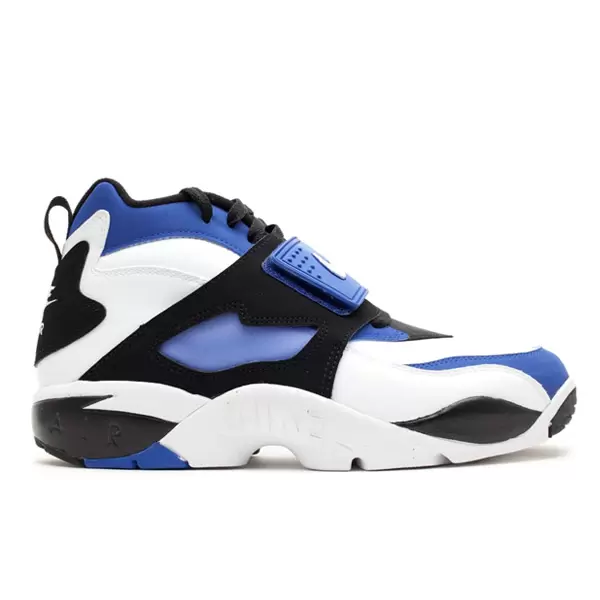 Nike Air Diamond Turf